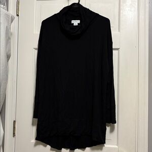 Liz Claiborne weekend black rayon cowl neck tunic